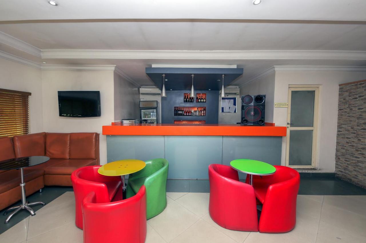 Ksf Place Alaka Лаґос Екстер'єр фото