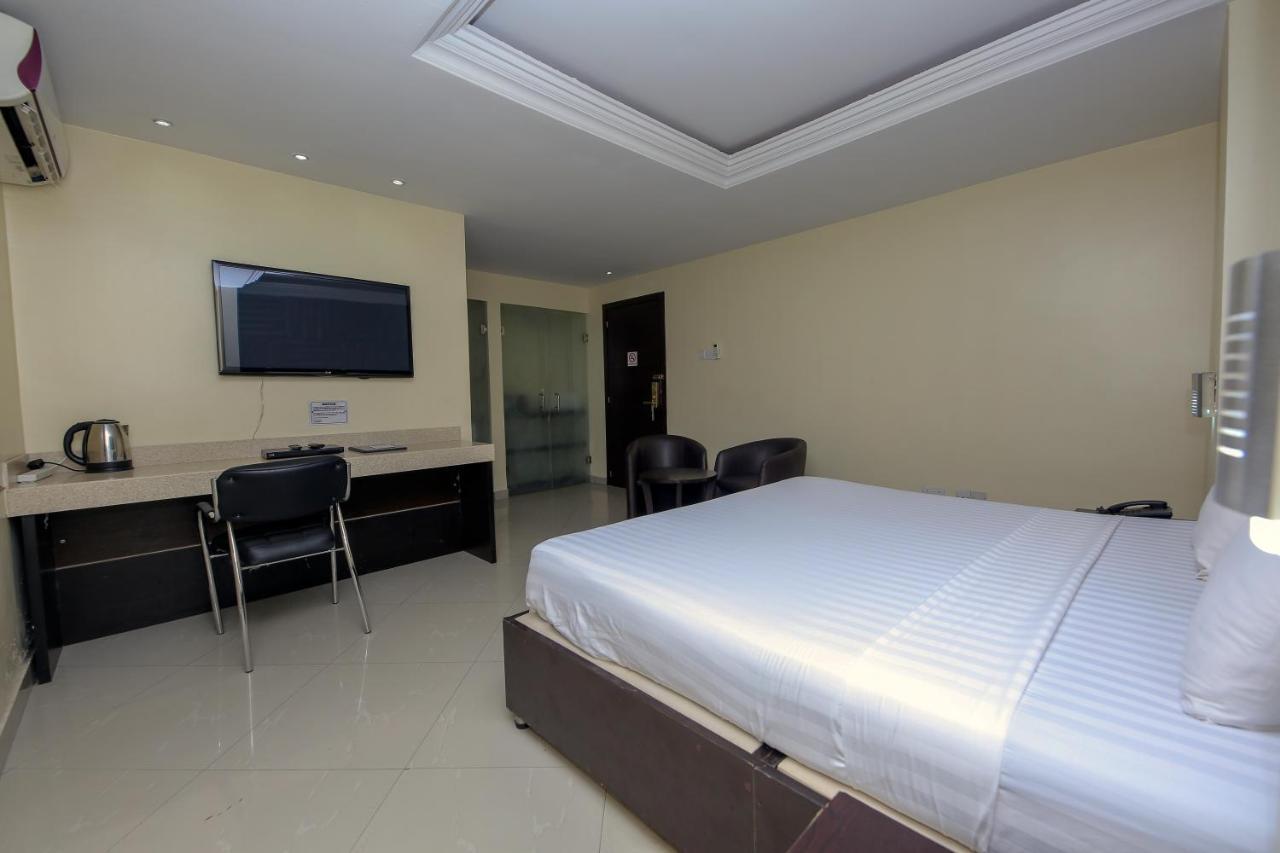 Ksf Place Alaka Лаґос Екстер'єр фото
