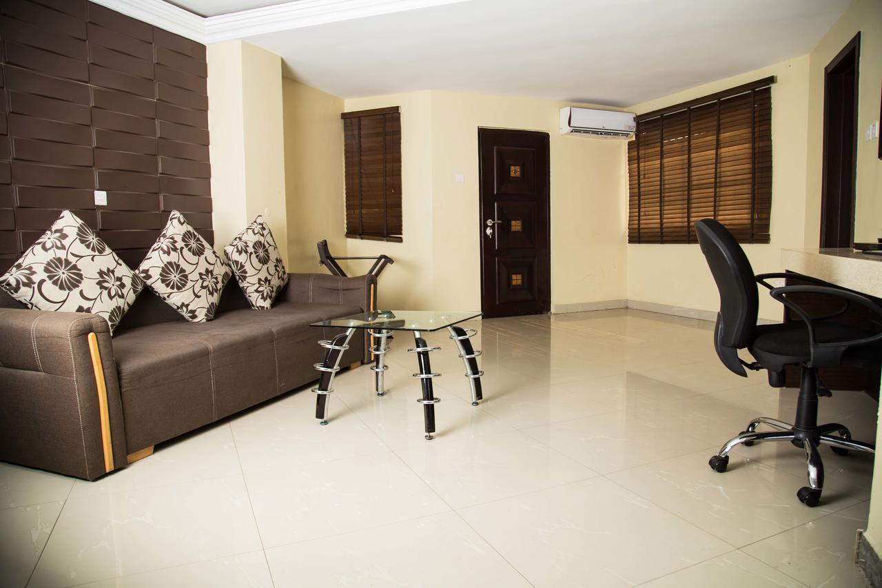 Ksf Place Alaka Лаґос Екстер'єр фото